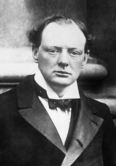 File:Churchill 1904 Q 42037.jpg