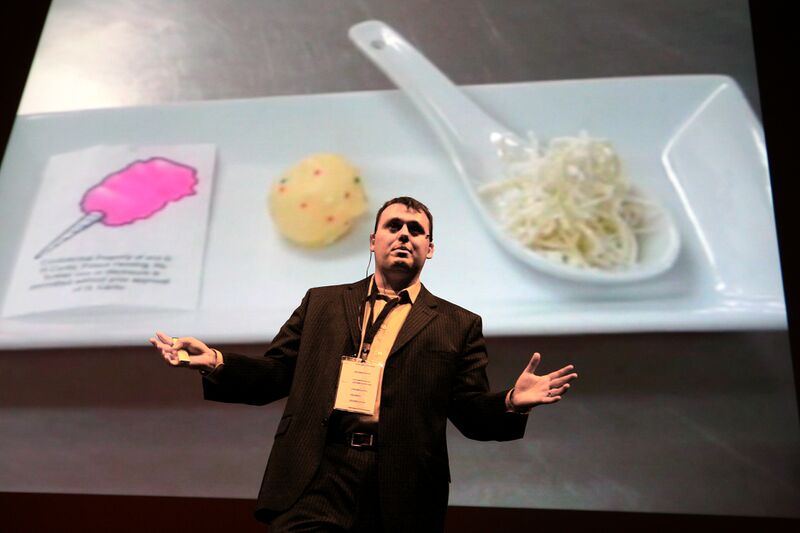 File:Homaro Cantu Cusp Conference 2008.jpg