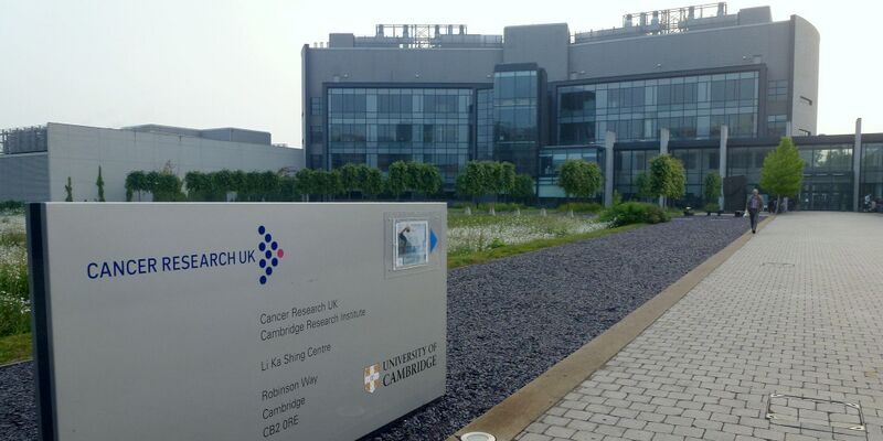 File:Cmglee Cambridge Cancer Research.jpg
