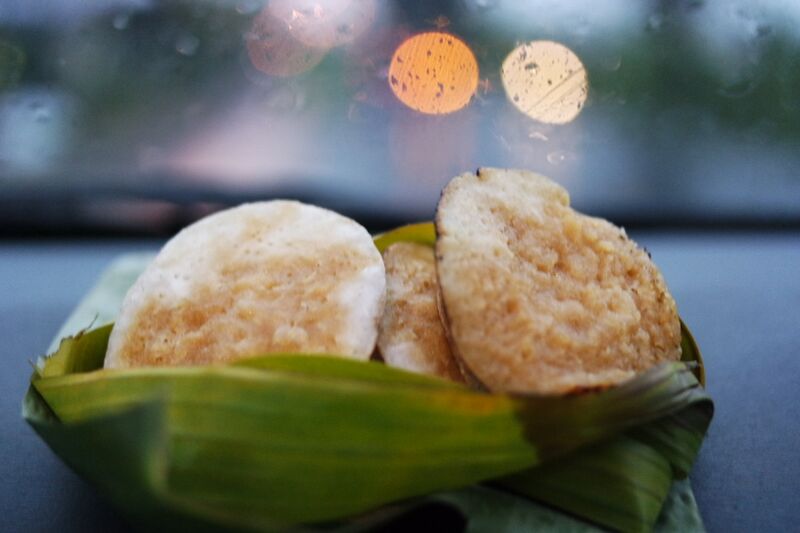 File:Serabi jajan pasar musim hujan.jpg