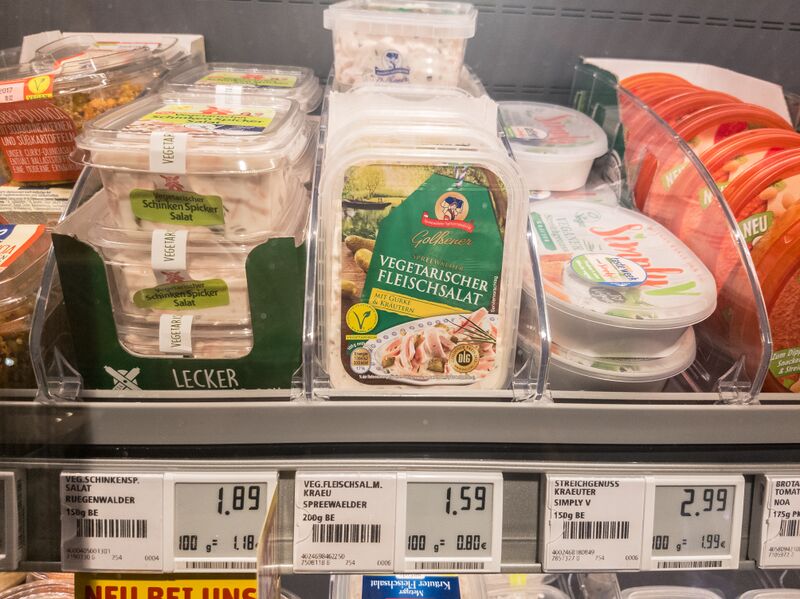 File:17-11-22-vegetarischer-Fleischsalat-RalfR.jpg