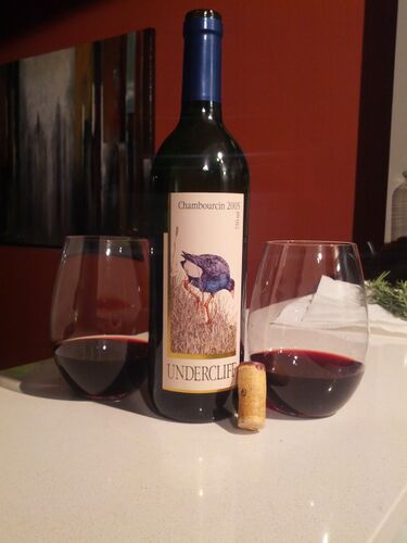 File:2005 Undercliff Chambourcin.jpg