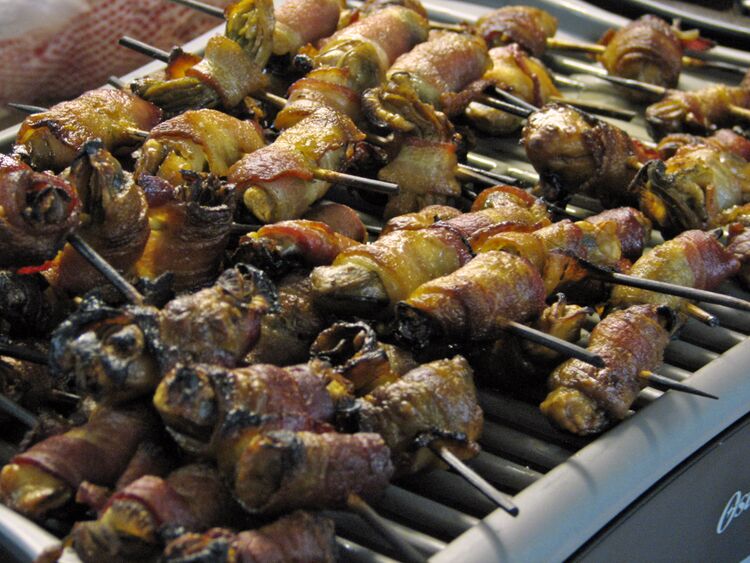 File:Angels on horseback.jpg