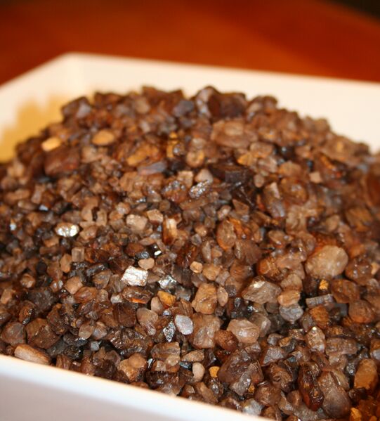 File:Smoked-Salt 008.jpg
