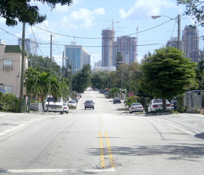 File:Miamihighpoint.jpg