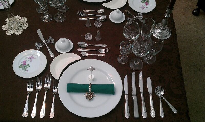 File:Formal Place Setting.jpg