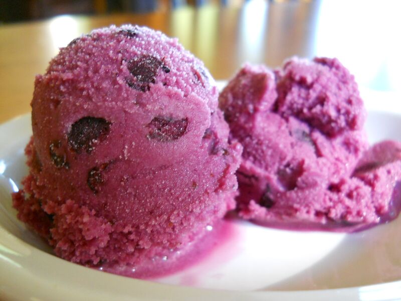 File:Blueberry frozen yoghurt (4937999312).jpg