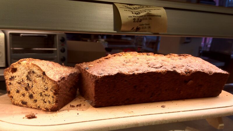File:Teekuchen, Miltenberg, Germany.JPG