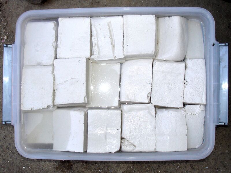 File:Tofu (marketed).jpg